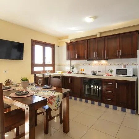 Appartamento With Terrace And Pool *